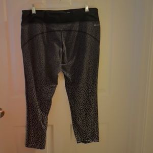 Nike Dry Fit  Leggings
